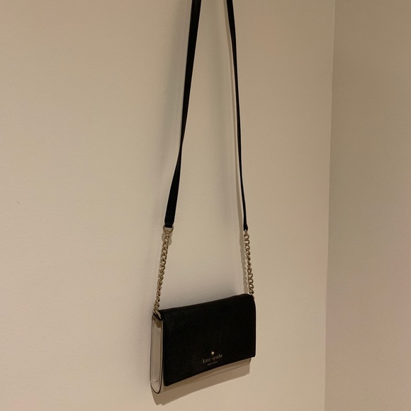 Kate Spade ♠️ Cedar Street Cami crossbody - Picture 2 of 6